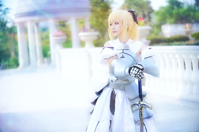 纯白骑士saber Lily