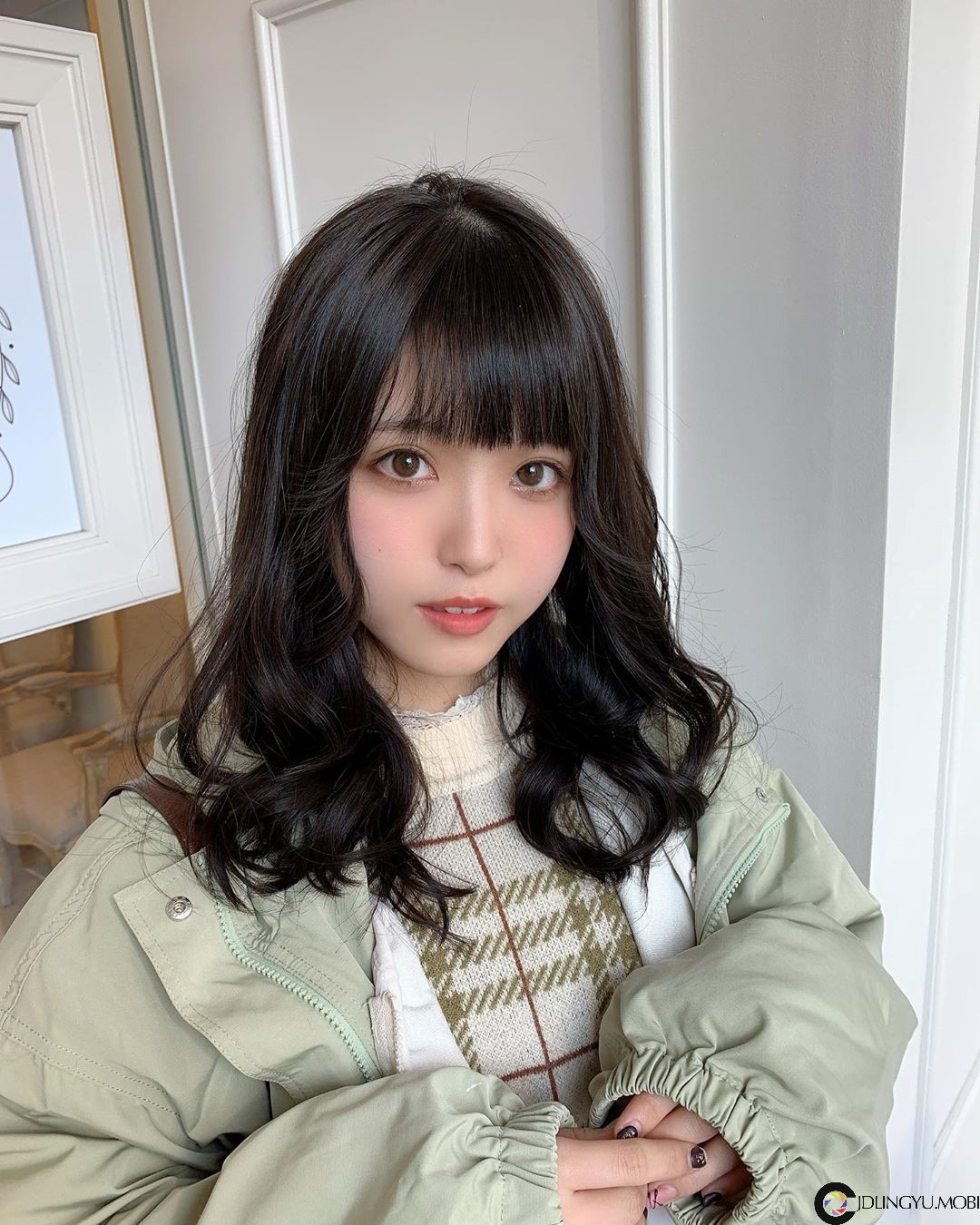 可爱即正义！萌系小萝莉「真野彩里爱」清新笑颜稚气未脱　给人满满恋爱氛围