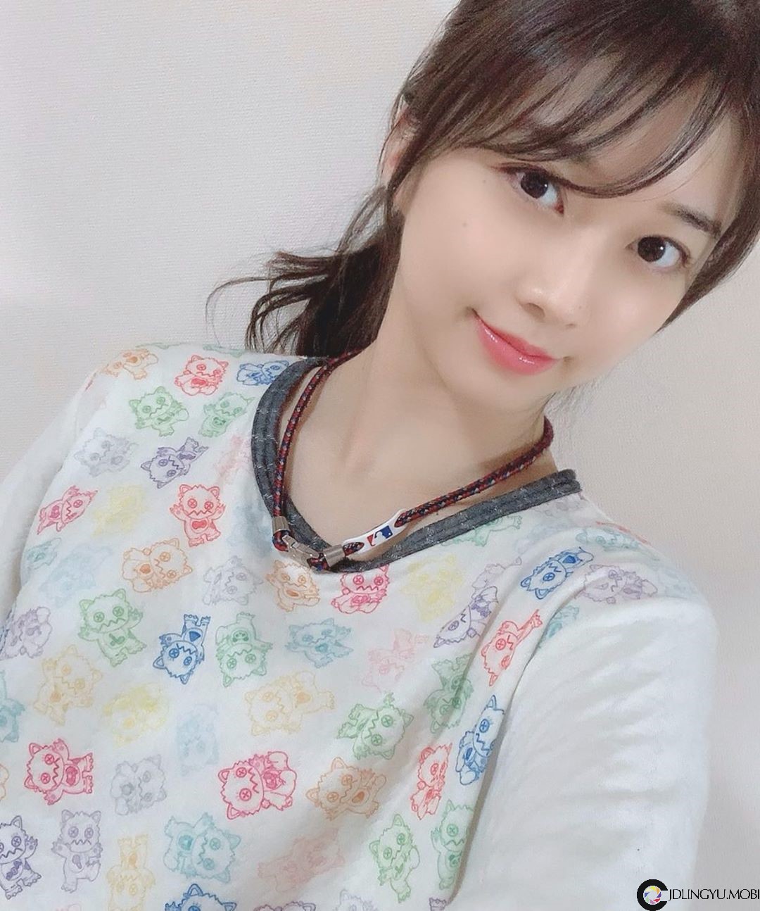 我已锁定你！纯洁美少女「牧野真莉爱」甜美笑容瞬间掳获男粉心