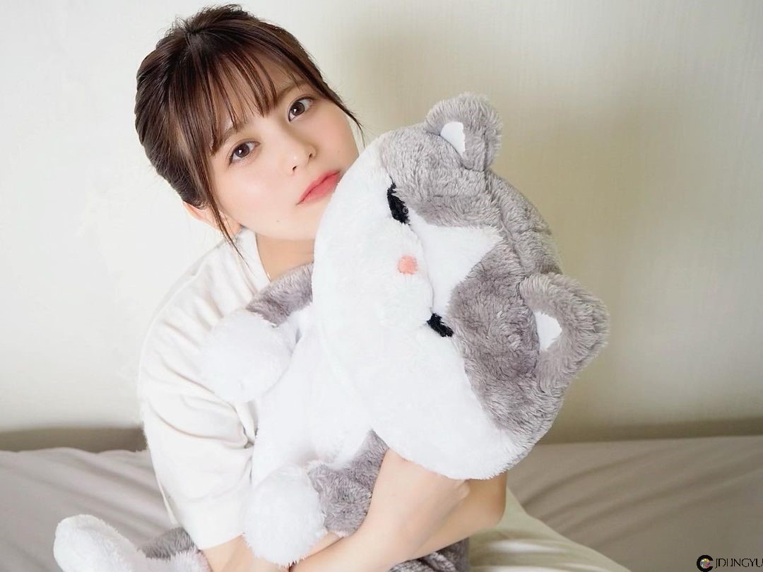 福冈奇迹美女「吉崎绫」混血美颜精致又甜美　全身散发「空灵气场」仿佛从童话中走出来