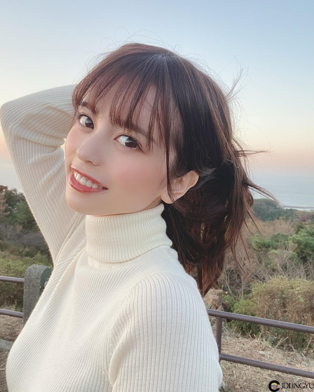 福冈奇迹美女「吉崎绫」混血美颜精致又甜美　全身散发「空灵气场」仿佛从童话中走出来
