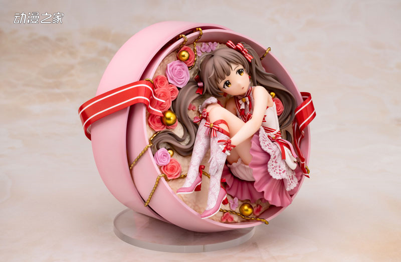Amiami《偶像大师》箱崎星梨花1/7比例手办