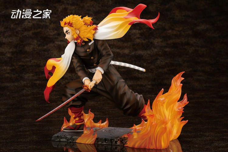 ARTFX J《鬼灭之刃》炼狱杏寿郎1/8比例手办
