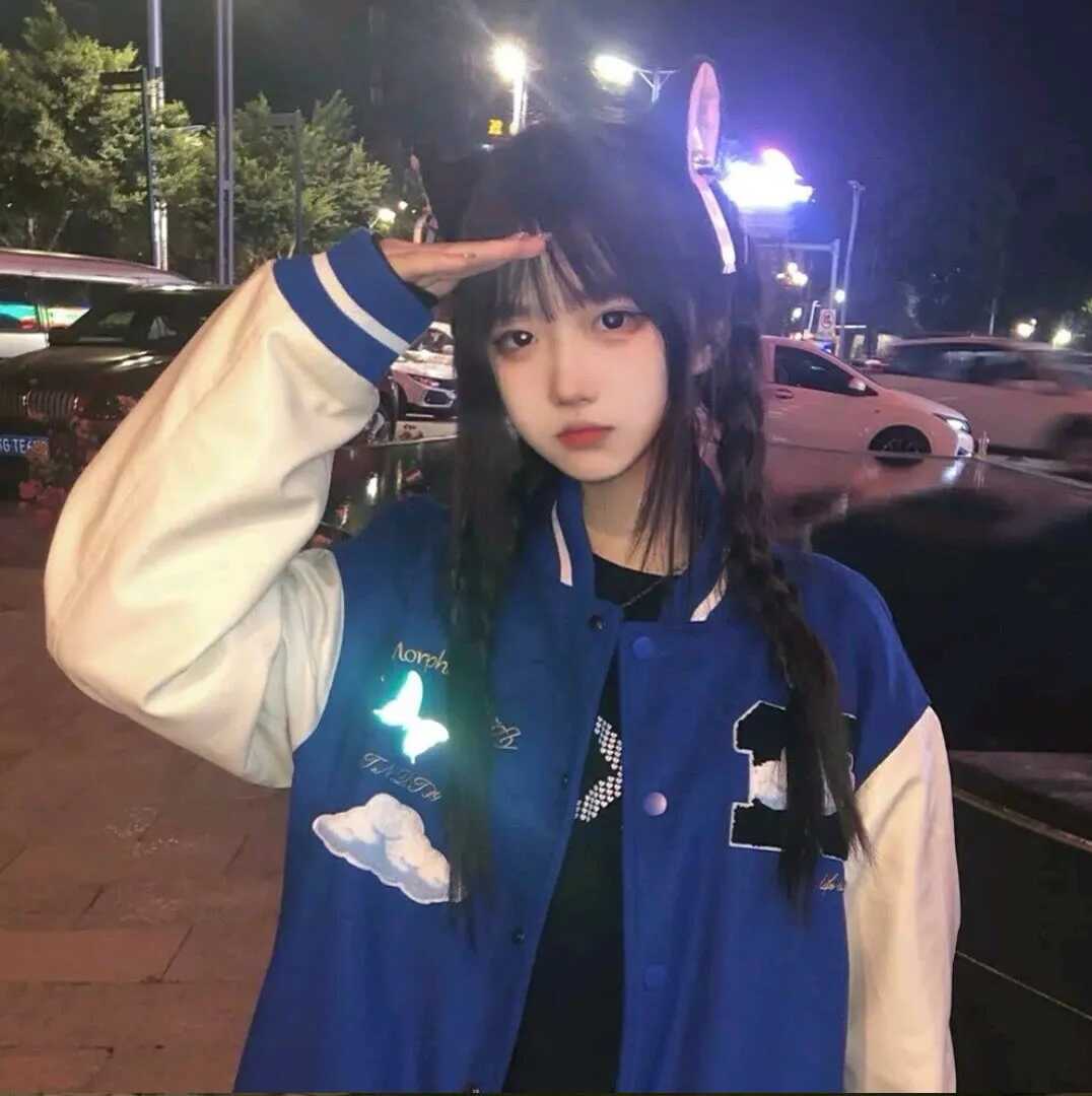 蓝色系女生头像