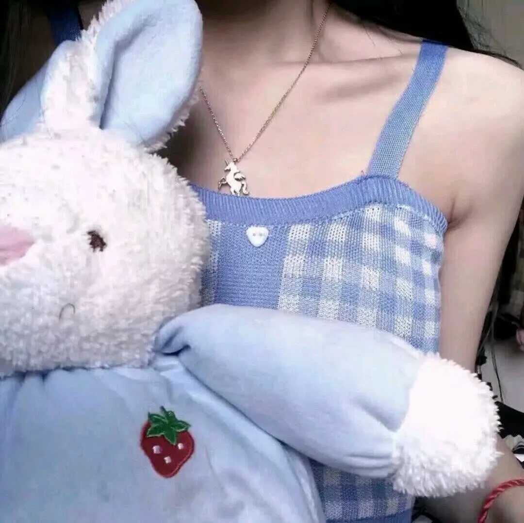 蓝色系女生头像