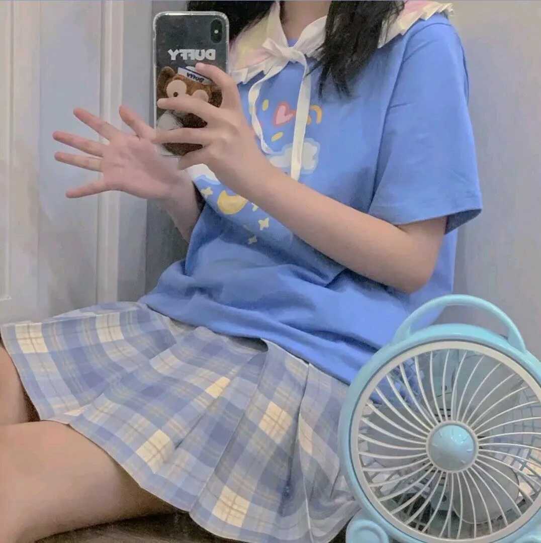 蓝色系女生头像