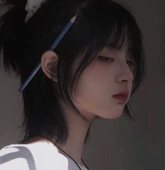 女生头像简单气质高清