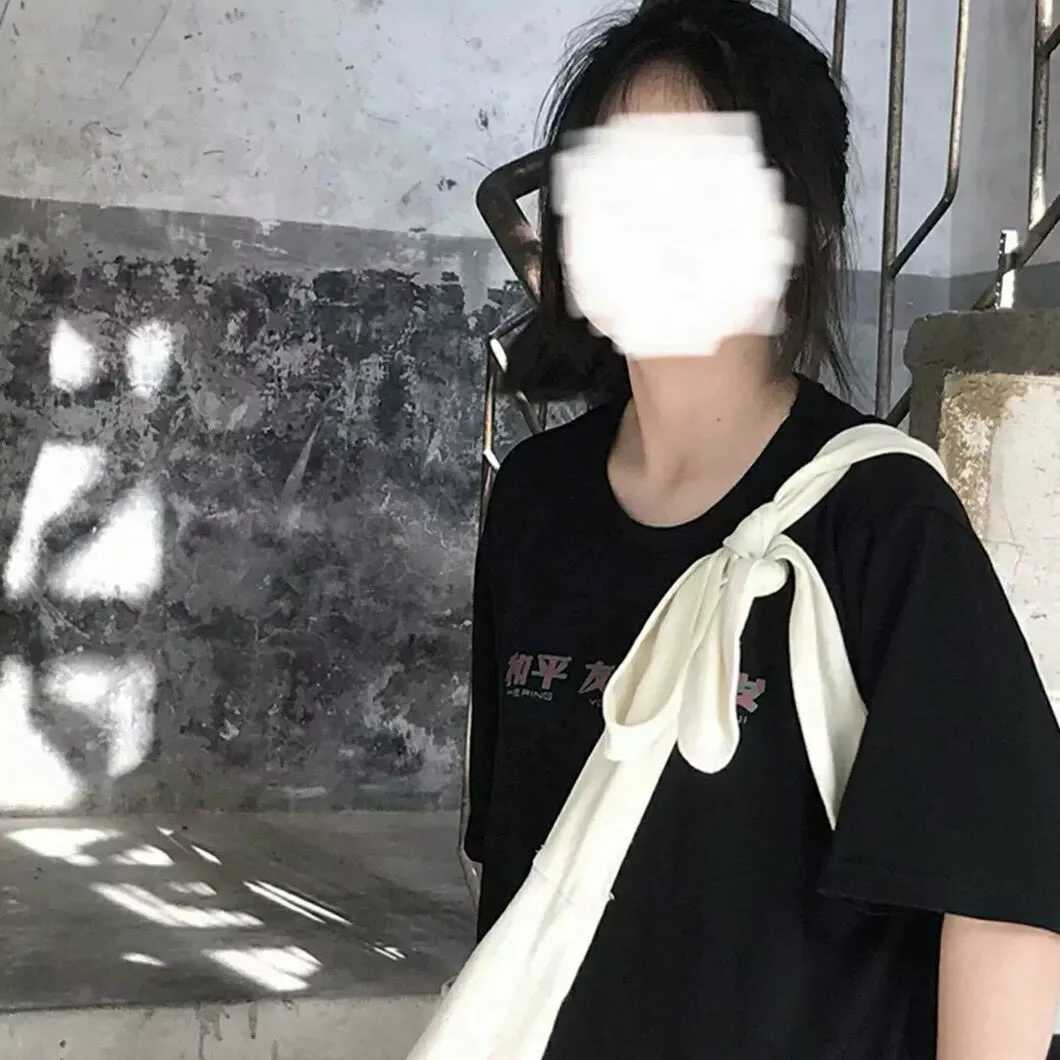 女生头像简单气质高清