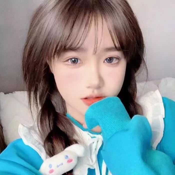 qq头像时尚潮流女生