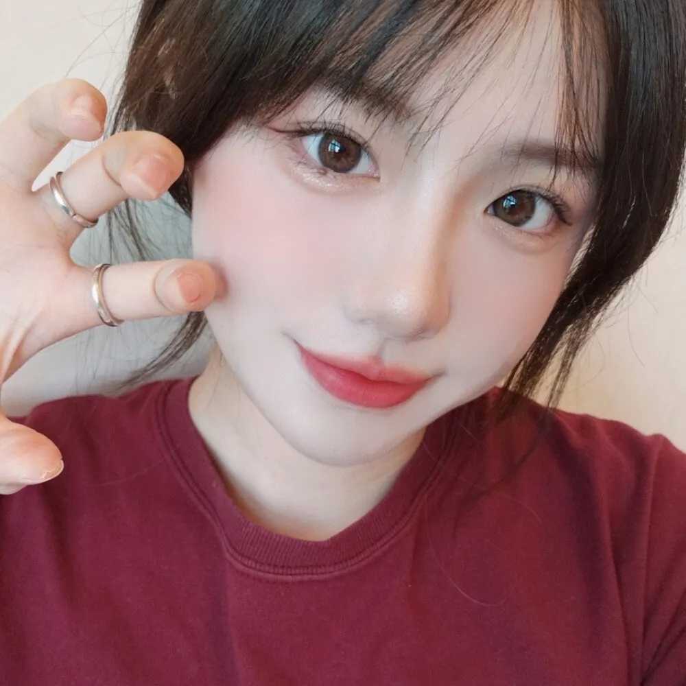韩版潮流头像女生头像