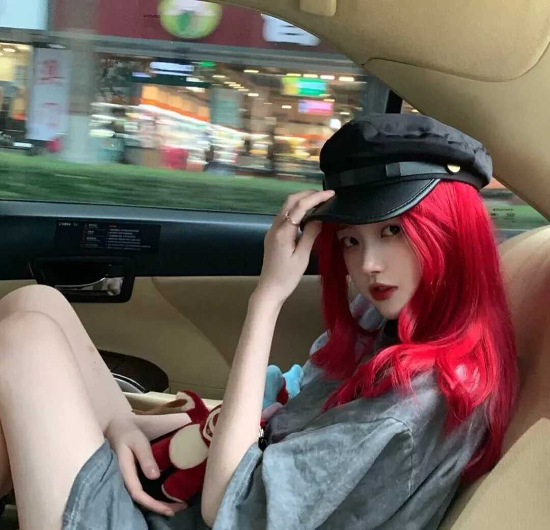 女生头像：纯欲系天花板
