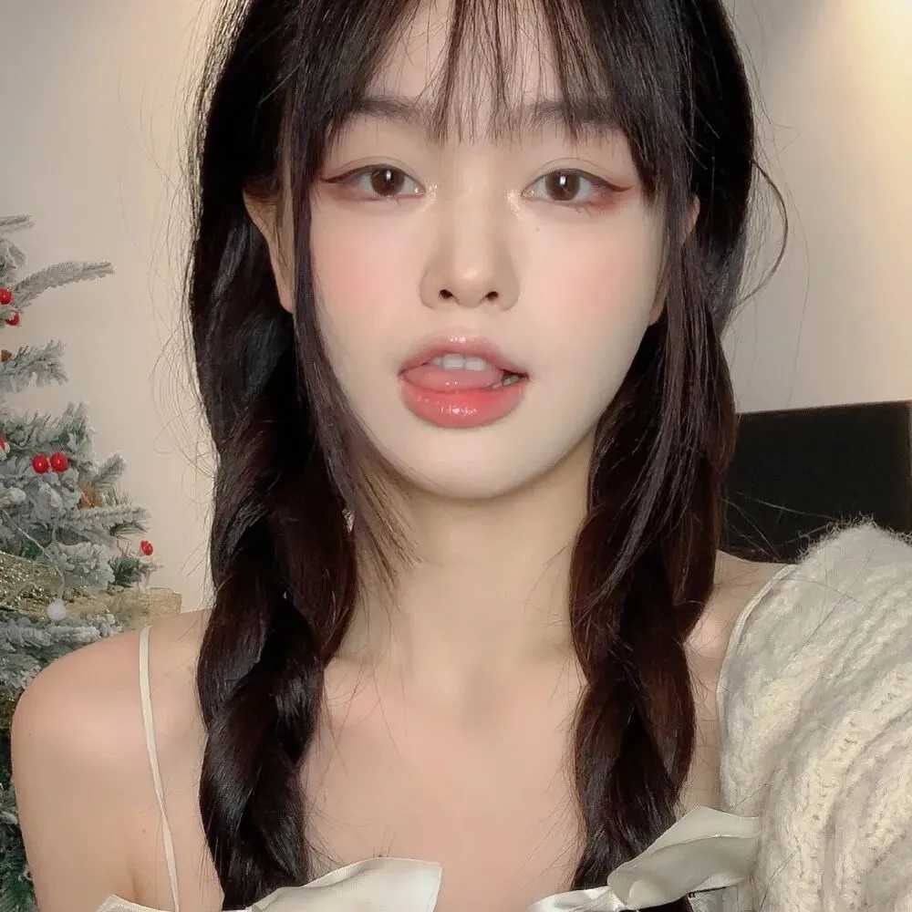 女生头像：纯欲系天花板