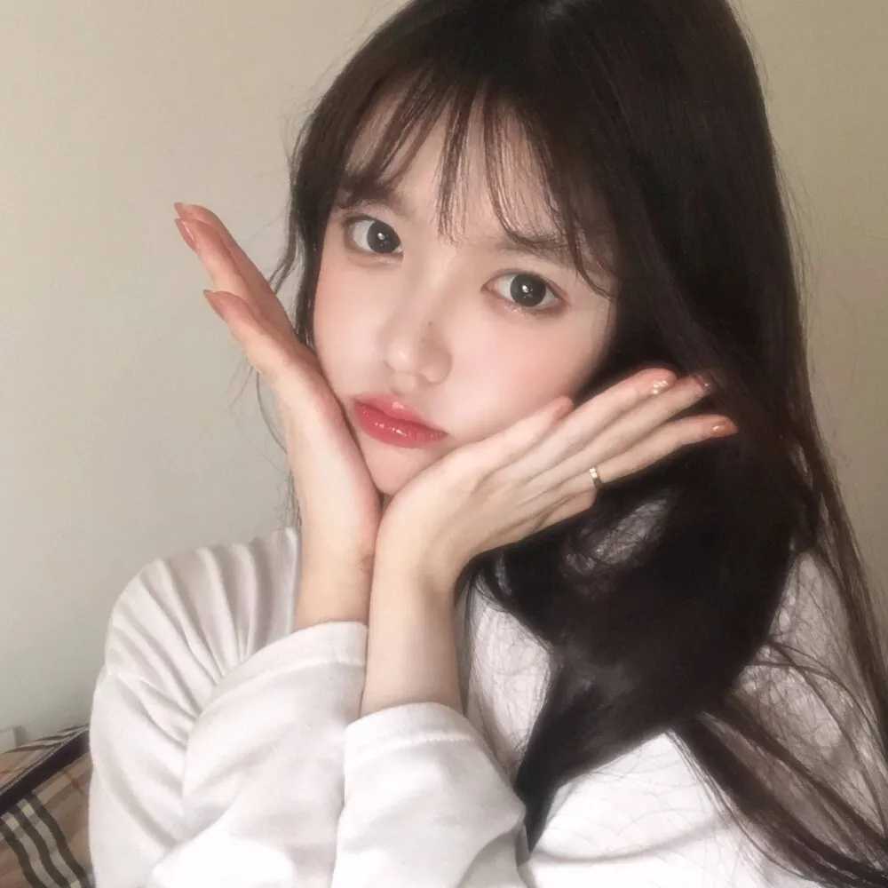 女生头像：纯欲系天花板