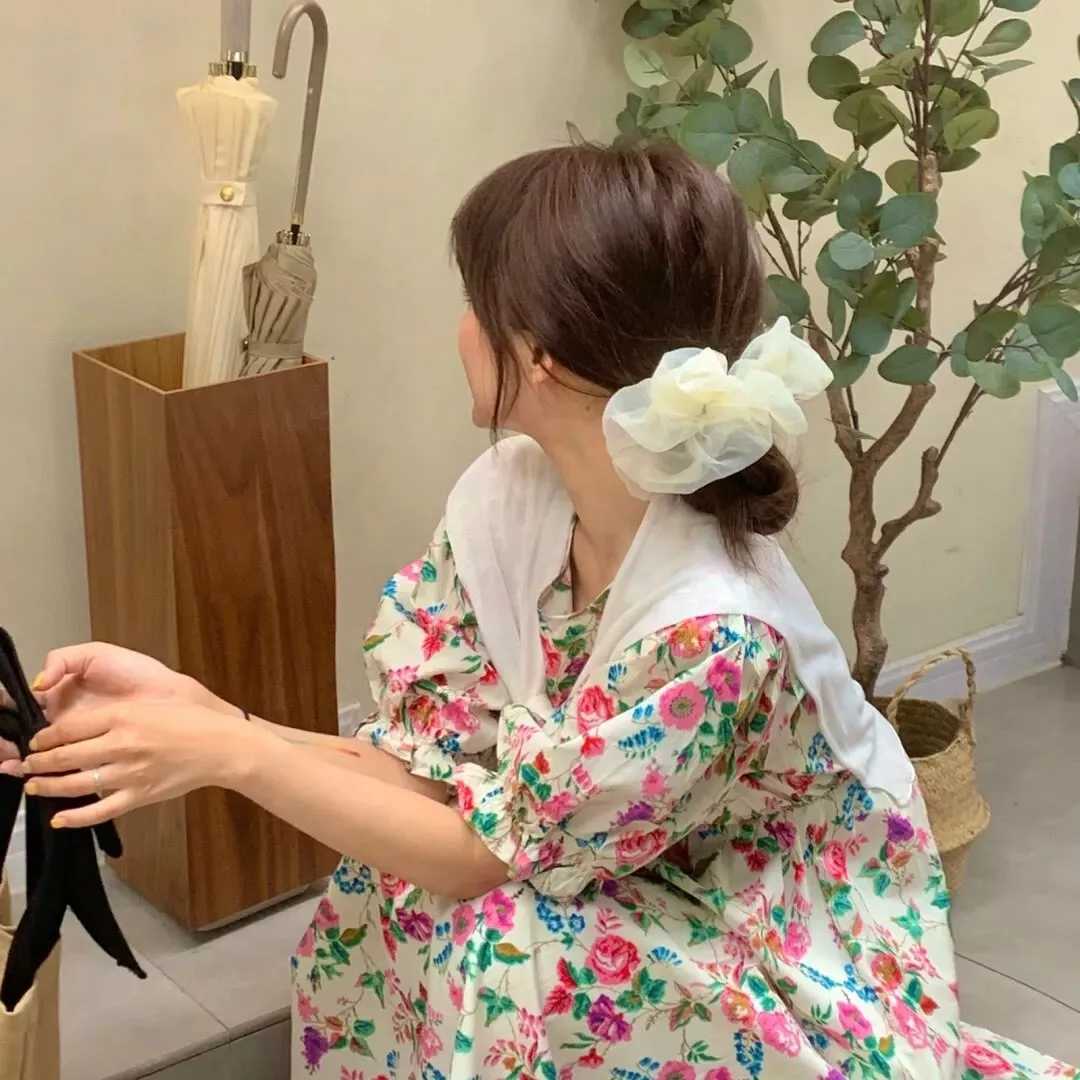 好看头像侧颜女生头像