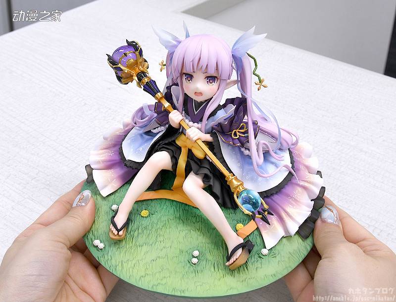 GSC《公主连结！Re：Dive》镜华1/7比例手办