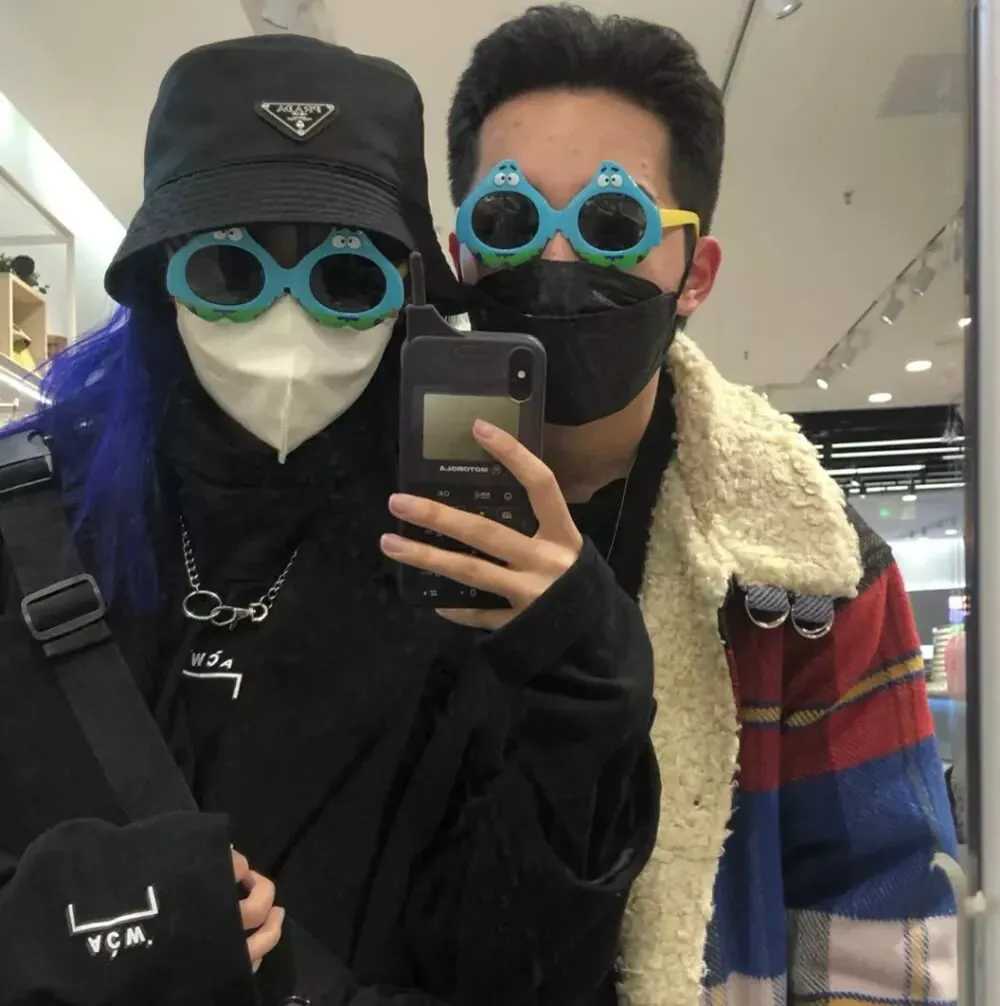 高清情侣头像 男生女生各一张