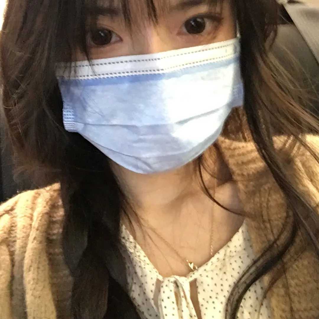 静态女生头像:我会为自己的可爱负责的
