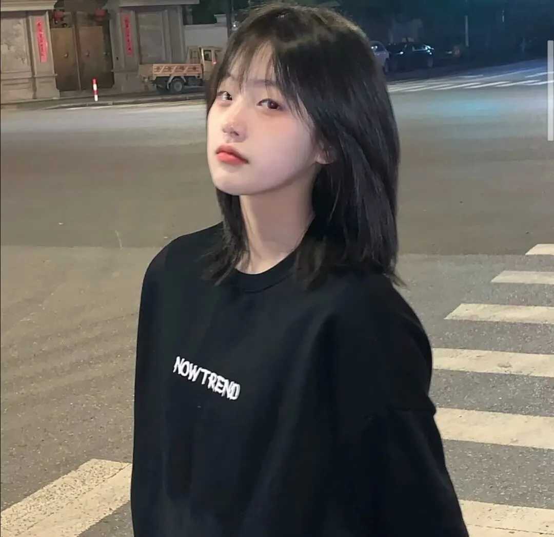 静态女生头像:我会为自己的可爱负责的