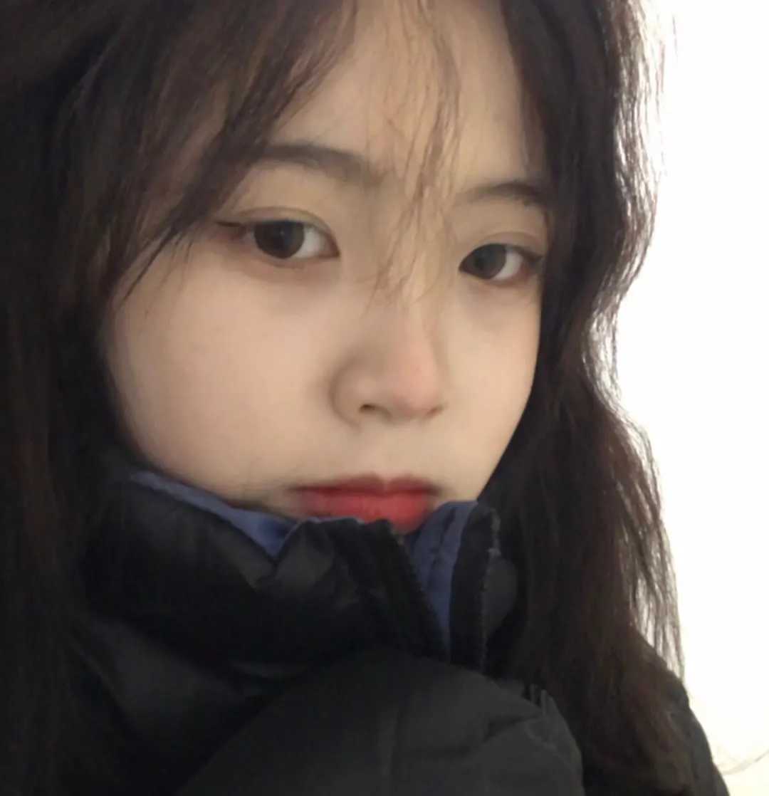 静态女生头像:我会为自己的可爱负责的