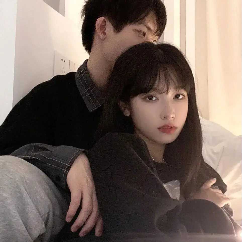 男左女右情侣头像