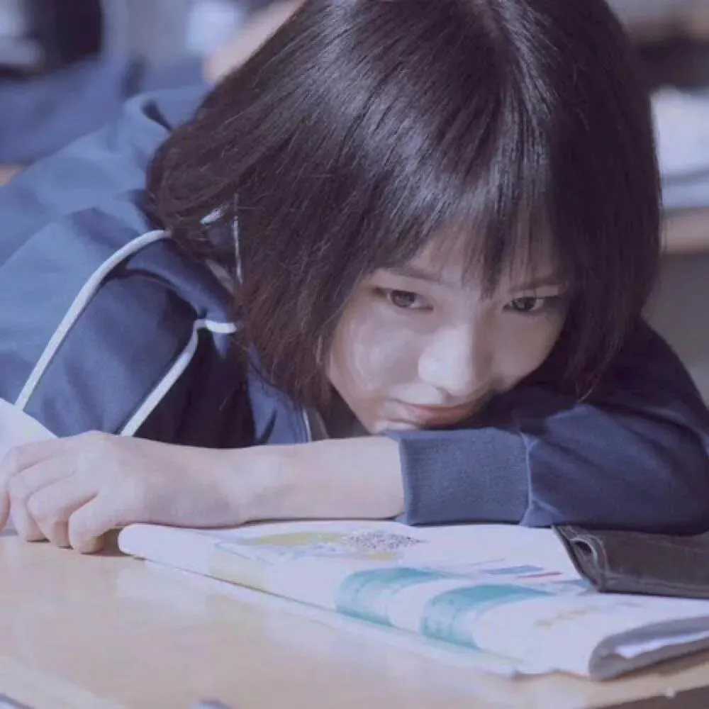 男左女右情侣头像