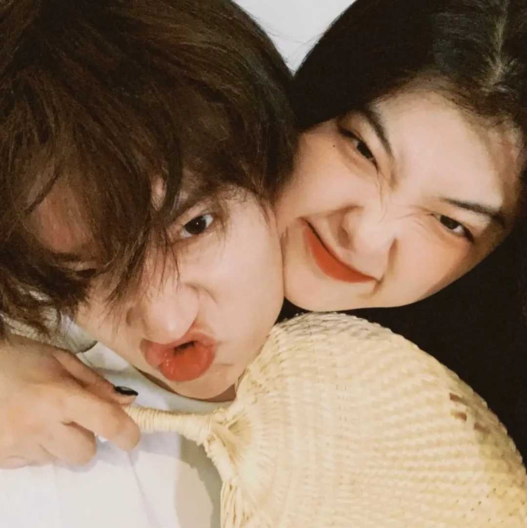 男左女右情侣头像