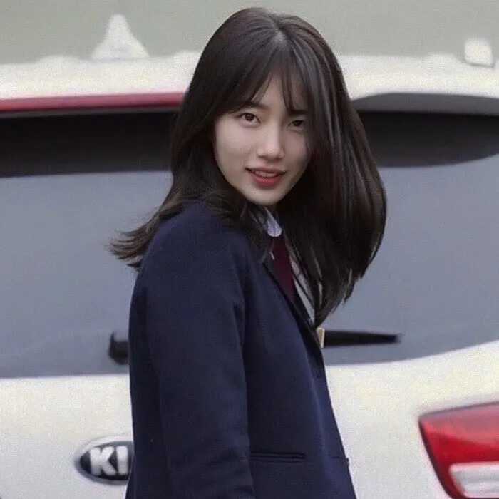 可爱女生头像 学生制服头像