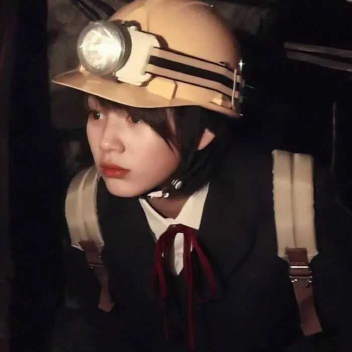 可爱女生头像 学生制服头像